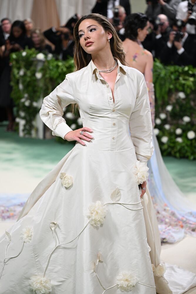 Madelyn Cline at the Metropolitan Museum of Art's Costume Institute benefit gala in New York, May 6, 2024. (Nina Westervelt/The New York Times)