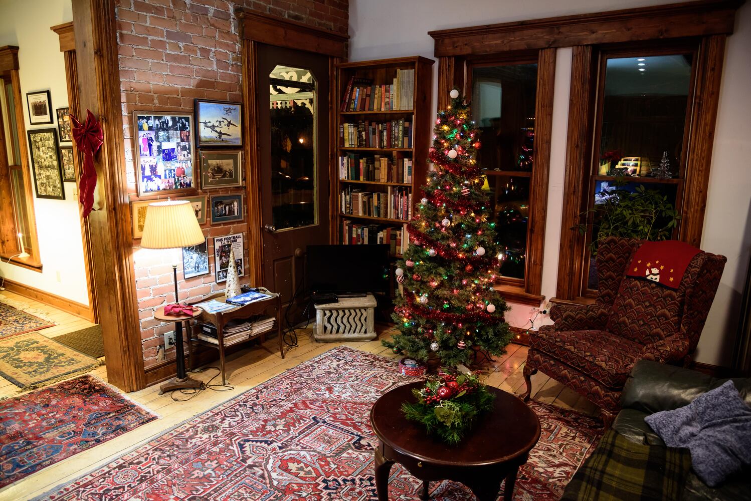 PHOTOS: Take a look inside stunning Oregon District homes decorated for its annual Candlelight Holiday Tour