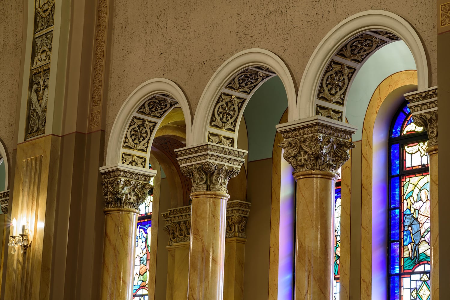 PHOTOS: The exquisite Annunciation Greek Orthodox Church decorated for Christmas