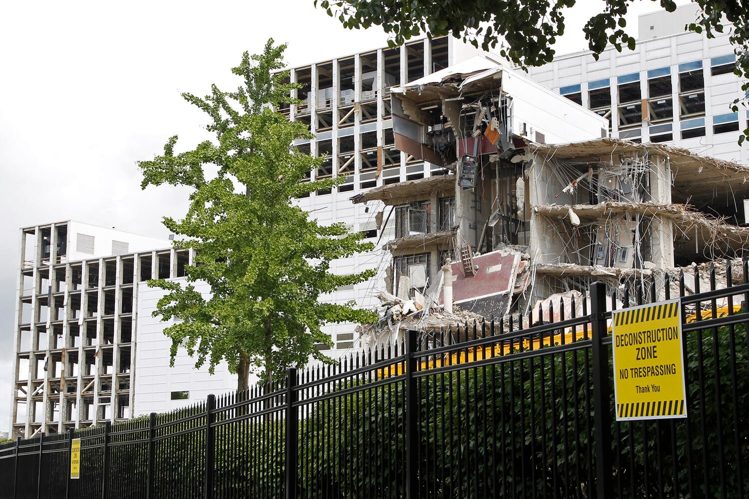 PHOTOS: Demolition of Good Samaritan Hospital continues