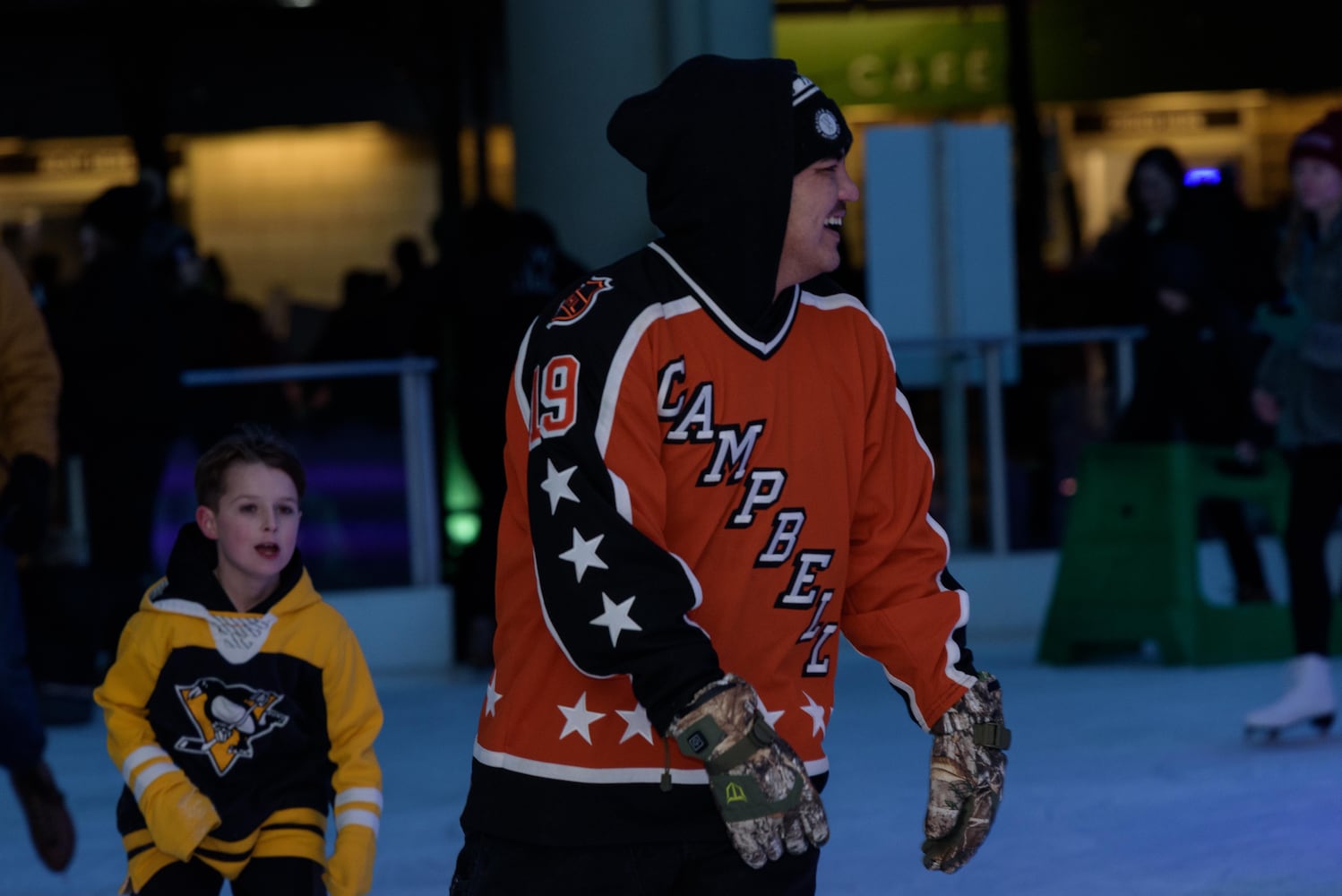 PHOTOS: Did we spot you ice skating during '90s Night at RiverScape MetroPark?