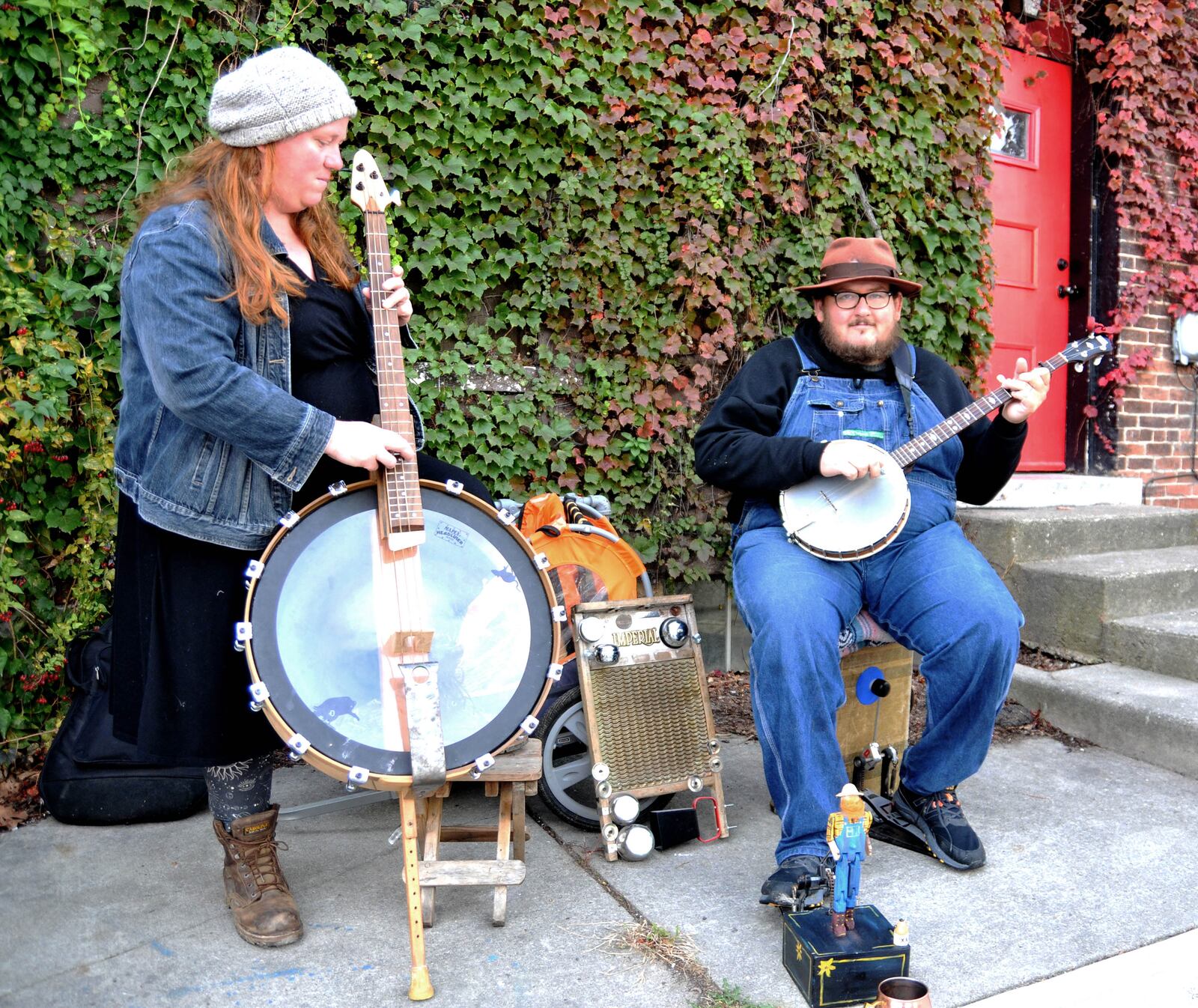 The streets of Yellow Springs will be filled with artisans, musicians, vendors and shoppers looking for the perfect purchase during the village's annual Fall Street Fair. DAVID A. MOODIE/CONTRIBUTING PHOTOGRAPHER