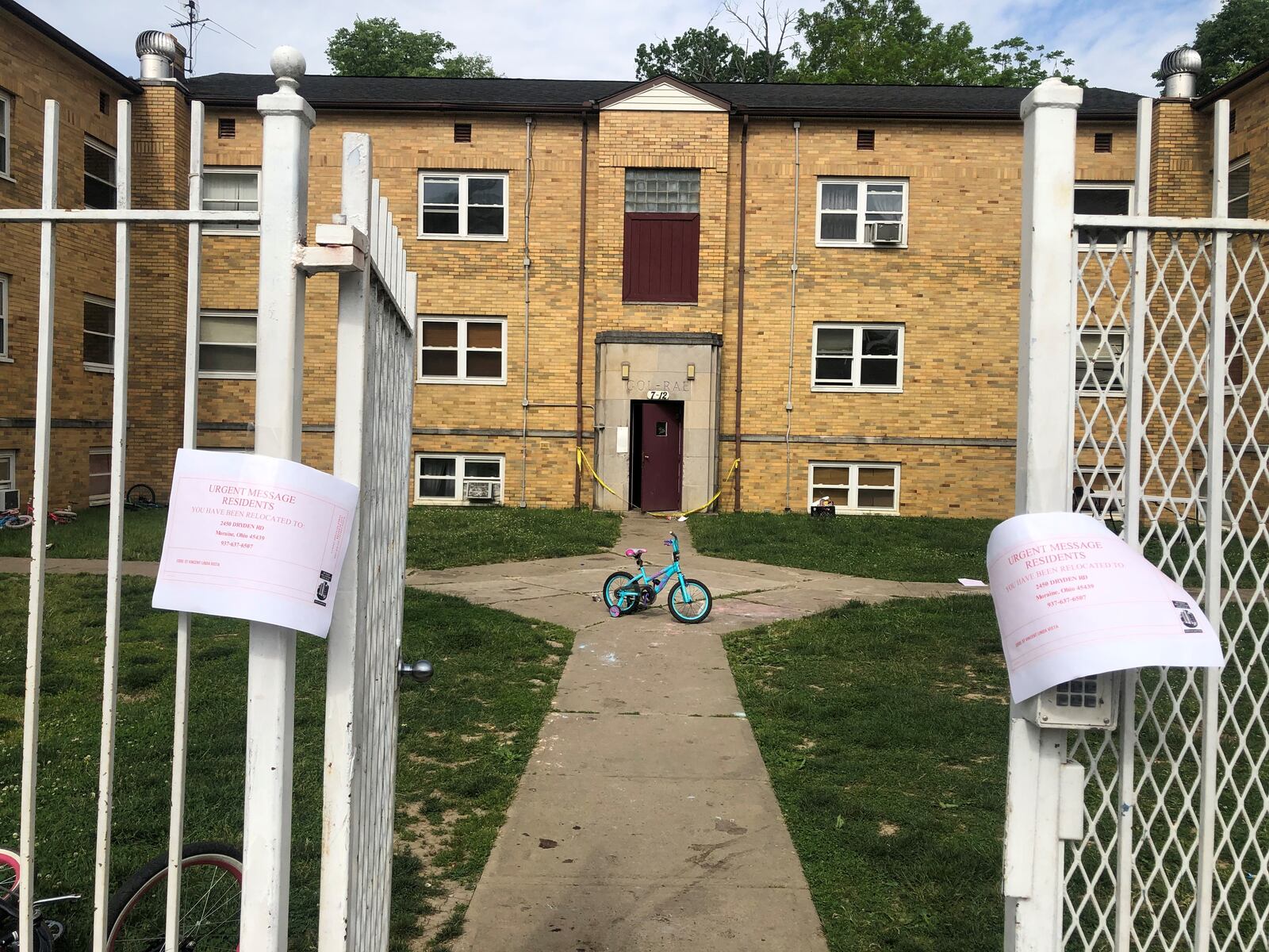 Residents of this apartment building on Linda Vista Avenue were evacuated Tuesday night with the help of the city and social organizations.