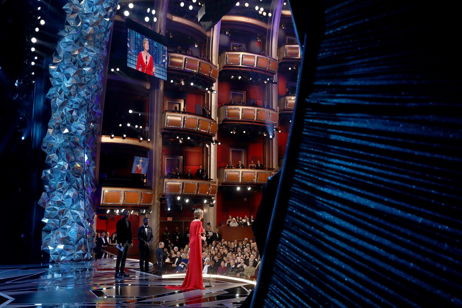 PHOTOS: Allison Janney’s Red Carpet night at the Oscars