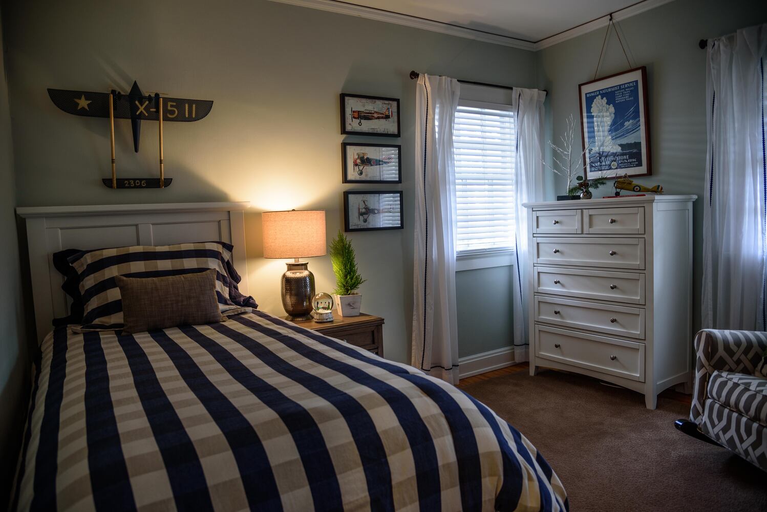 PHOTOS: Inside gorgeous Oakwood homes decorated for its very first  holiday home tour