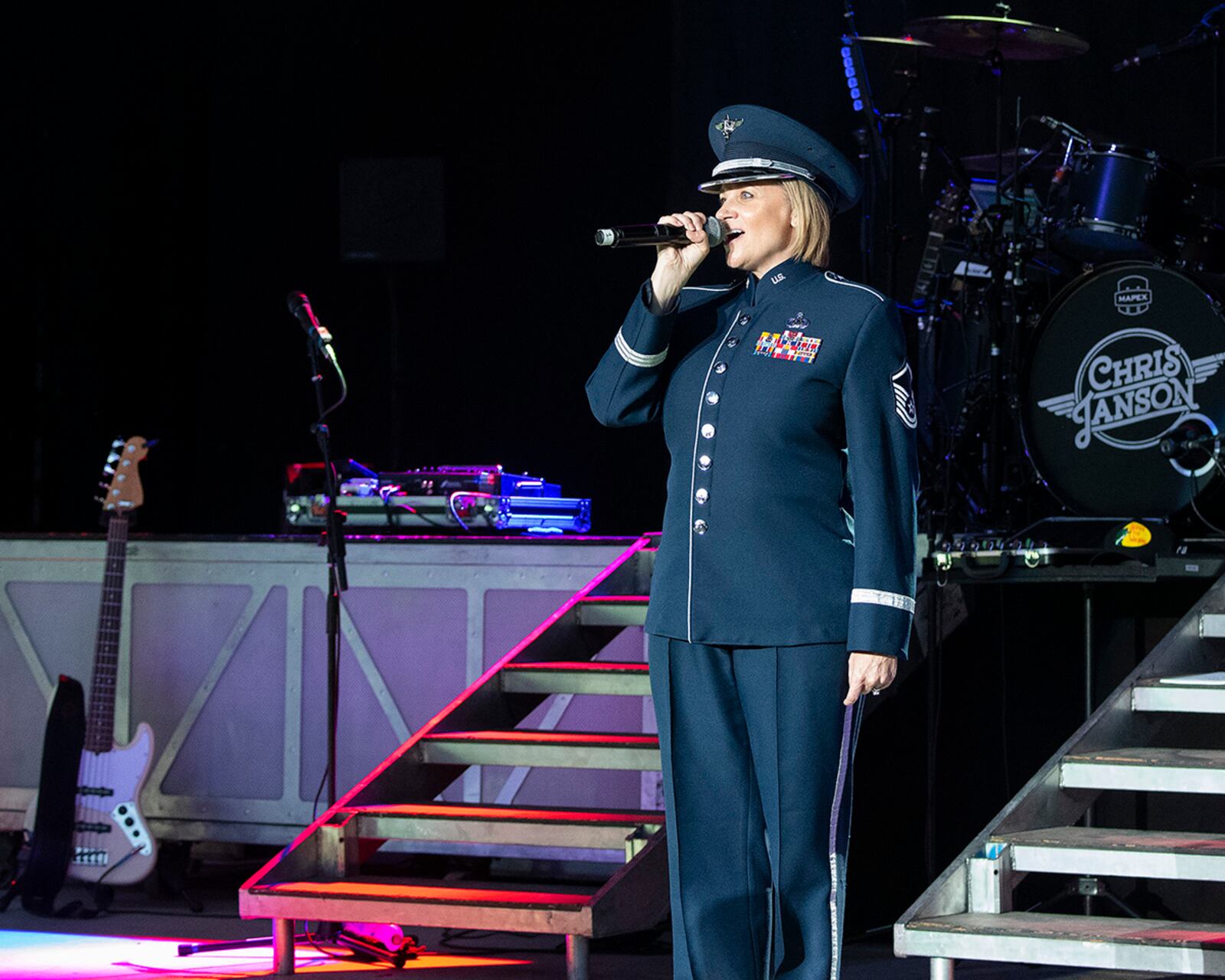 Master Sgt. Christin Foley, U.S. Air Force Band of Flight vocalist, performs the national anthem Aug. 5 before country star Chris Janson’s concert at Fraze Pavilion in Kettering. The concert was part of the Dayton Development Coalition’s Hometown Heroes program. U.S. AIR FORCE PHOTO/R.J. ORIEZ