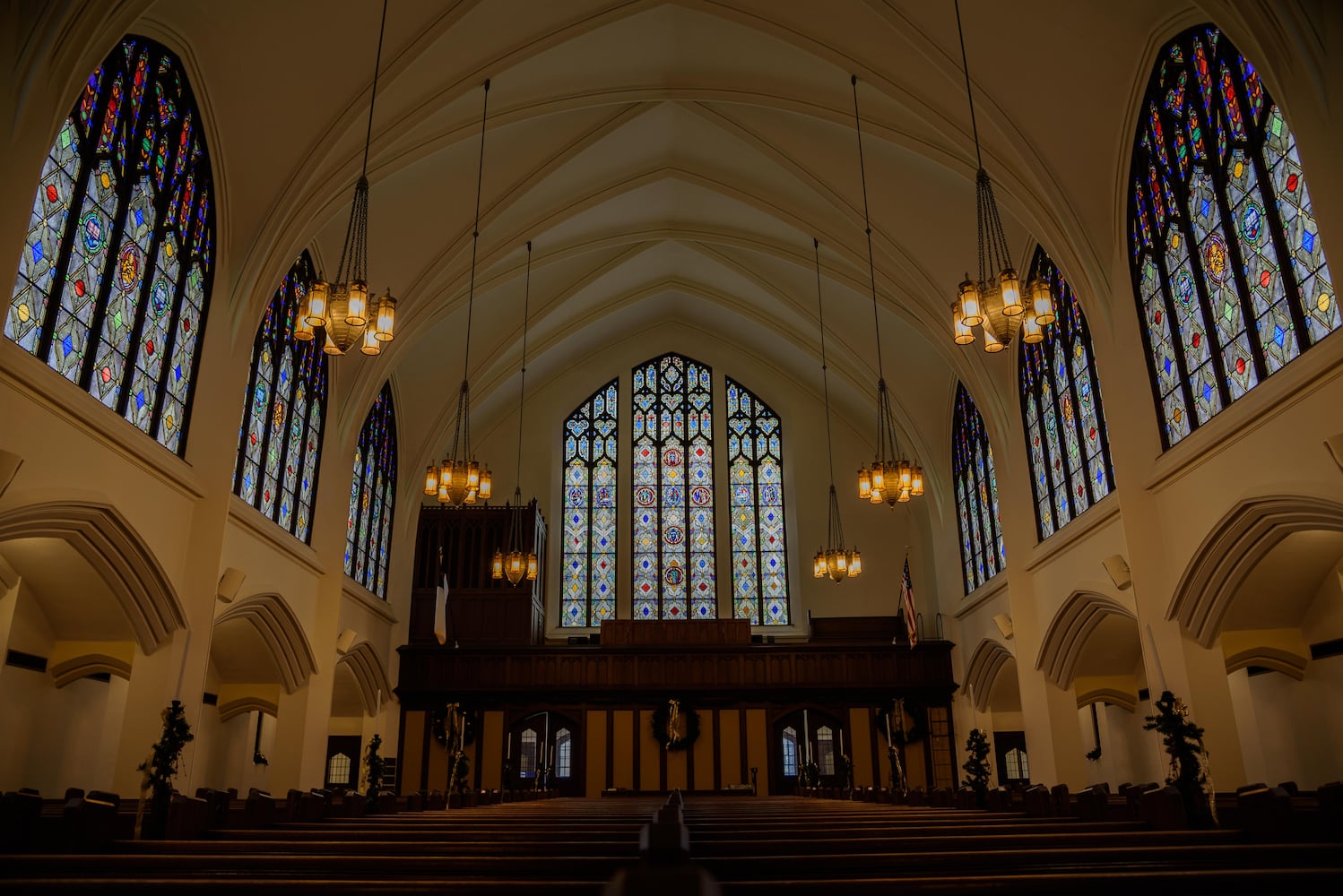 PHOTOS: See Dayton’s First Baptist Church decked out for Christmas