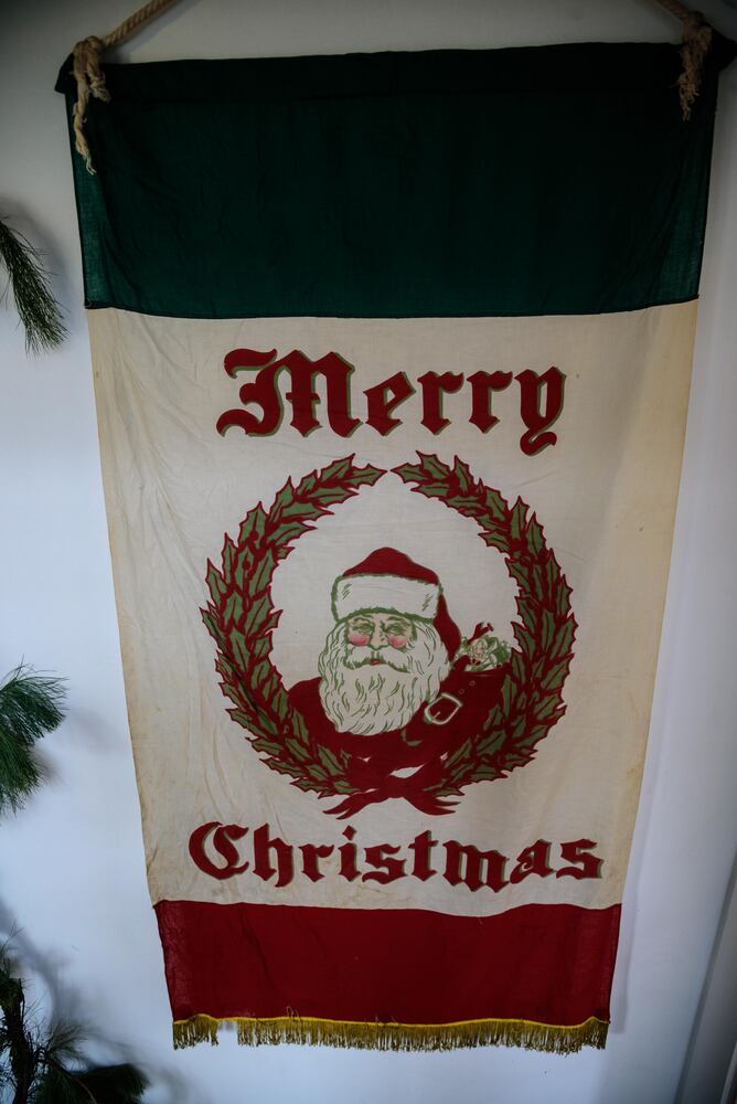 PHOTOS: Inside gorgeous Oakwood homes decorated for its very first  holiday home tour