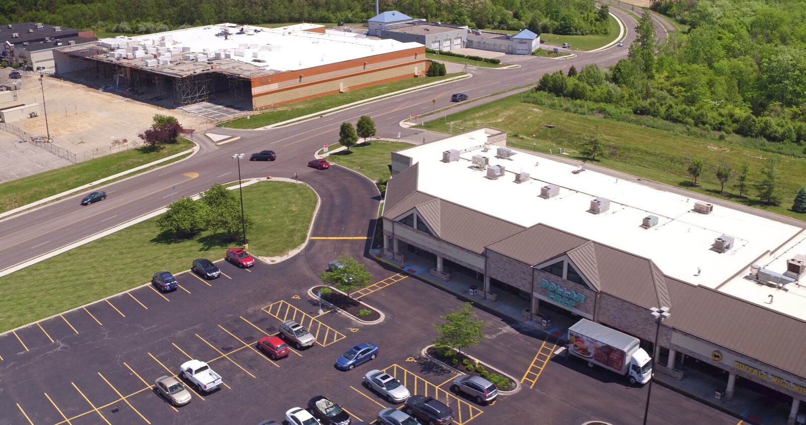 Aerial view of Sugarcreek Plaza looking north across Clyo Rd.  Bed Bath & Beyond and Buy Buy Baby are moving into the former Cub Foods building.  The retailers are expected to open in fall, 2017.   TY GREENLEES / STAFF