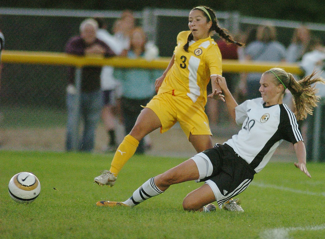 Centerville vs. Alter girls soccer