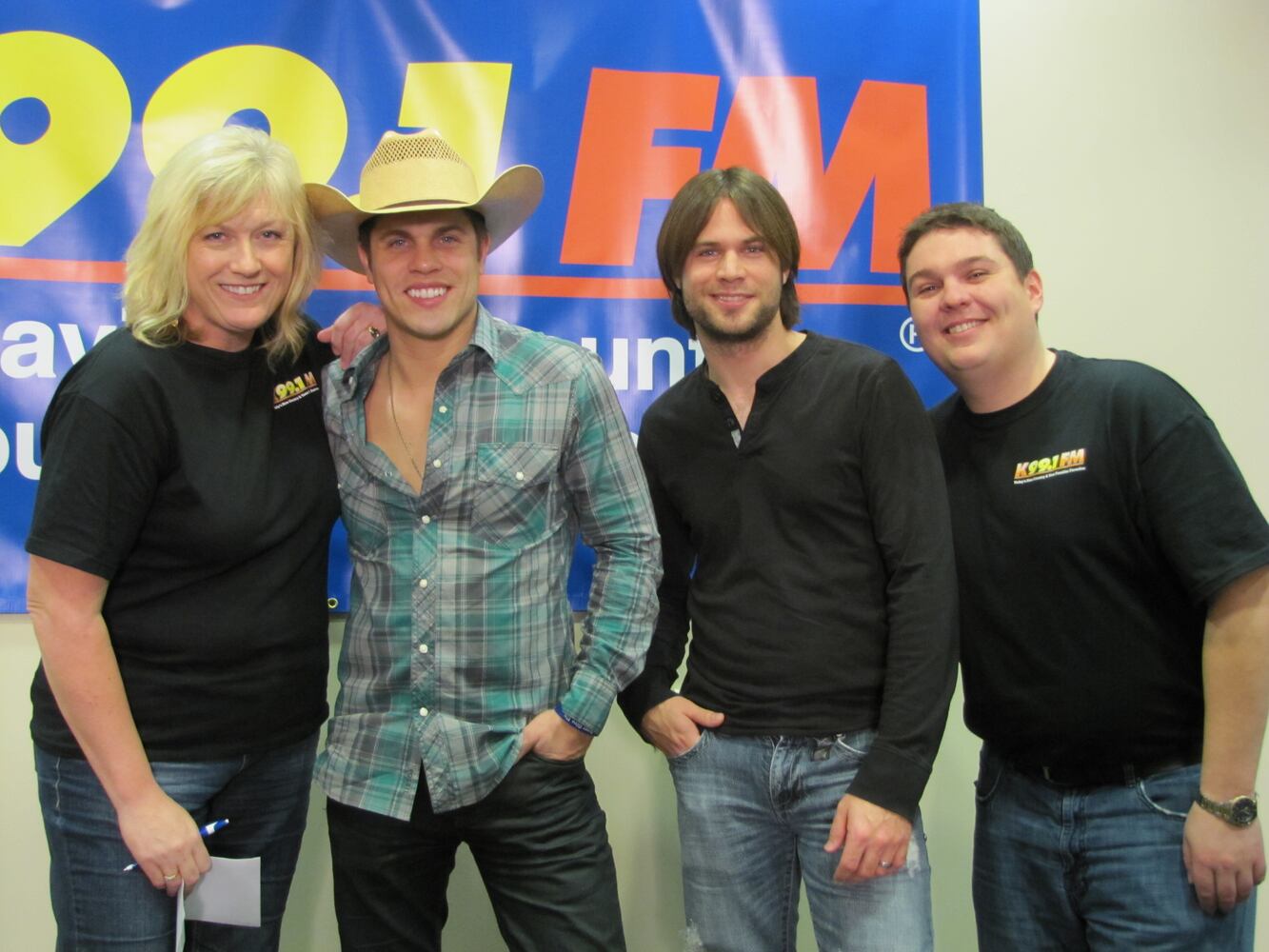 Dustin Lynch: Unplugged