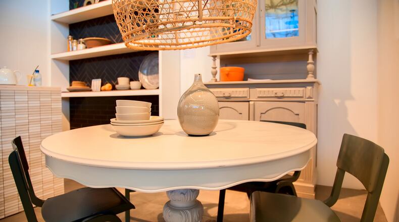 Wabi-sabi is a Japanese worldview that celebrates imperfection, and Dayna Isom Johnson says it ll be big in the home decor space. (Dreamstime)