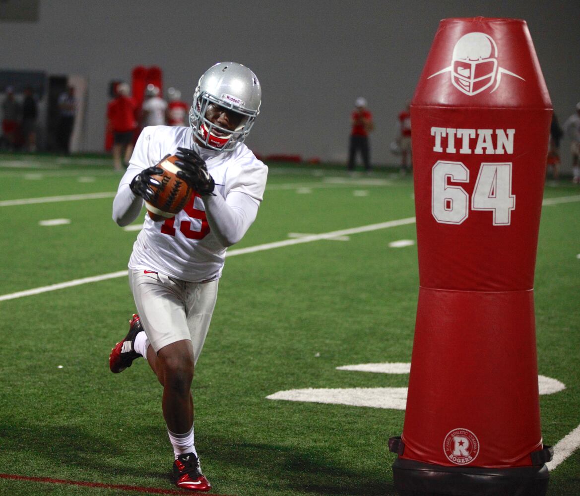 Ohio State Buckeyes begin spring practice