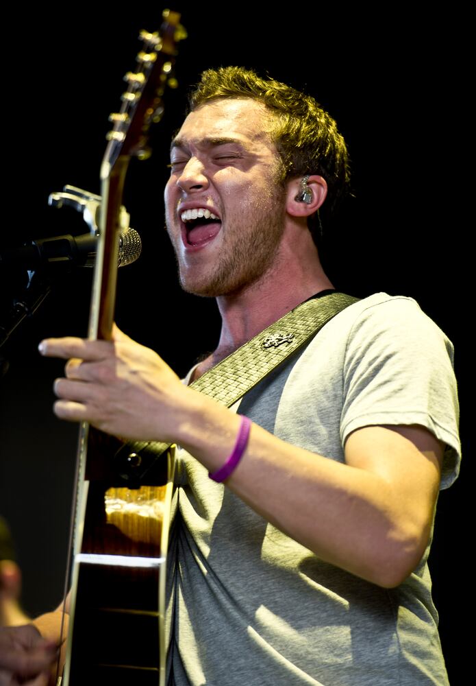 John Mayer, Phillip Phillips thrill Riverbend crowd