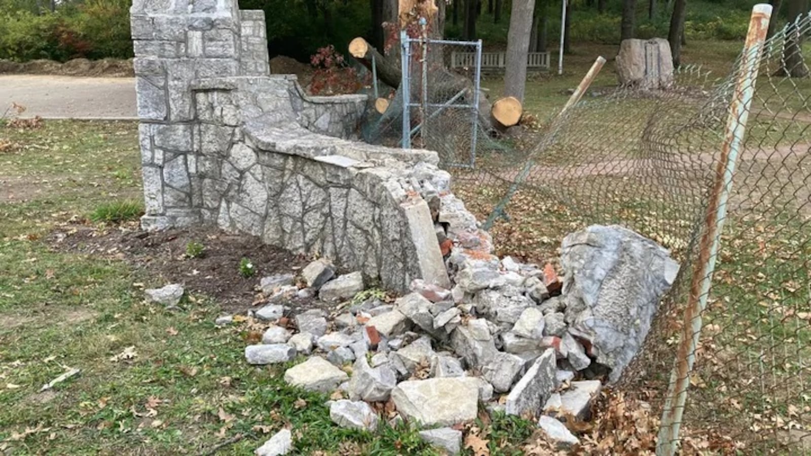A massive tree limb damaged the entrance to the Victory Oak Knoll World War I memorial in Kettering at Community Golf Course during a storm in the fall of 2024. The grove of more than 100 oak trees was planted in 1921. CONTRIBUTED