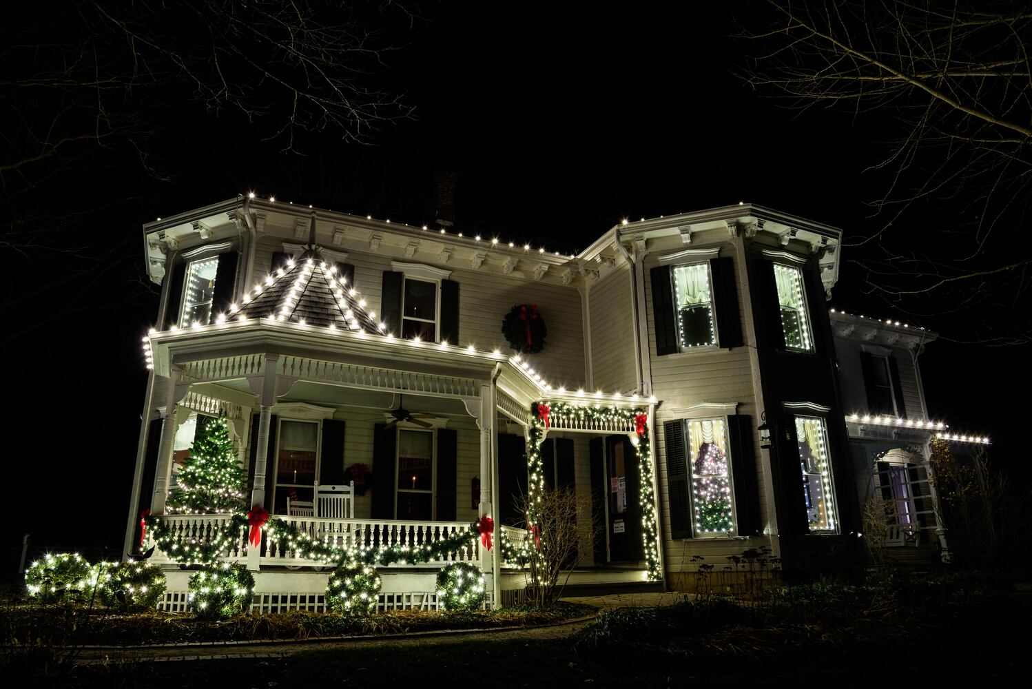 PHOTOS: Holiday Lights dazzle at Lost Creek Reserve in Troy