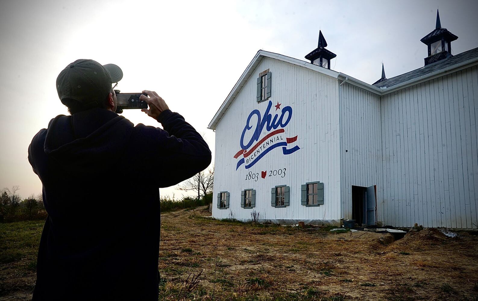bicentennial barn