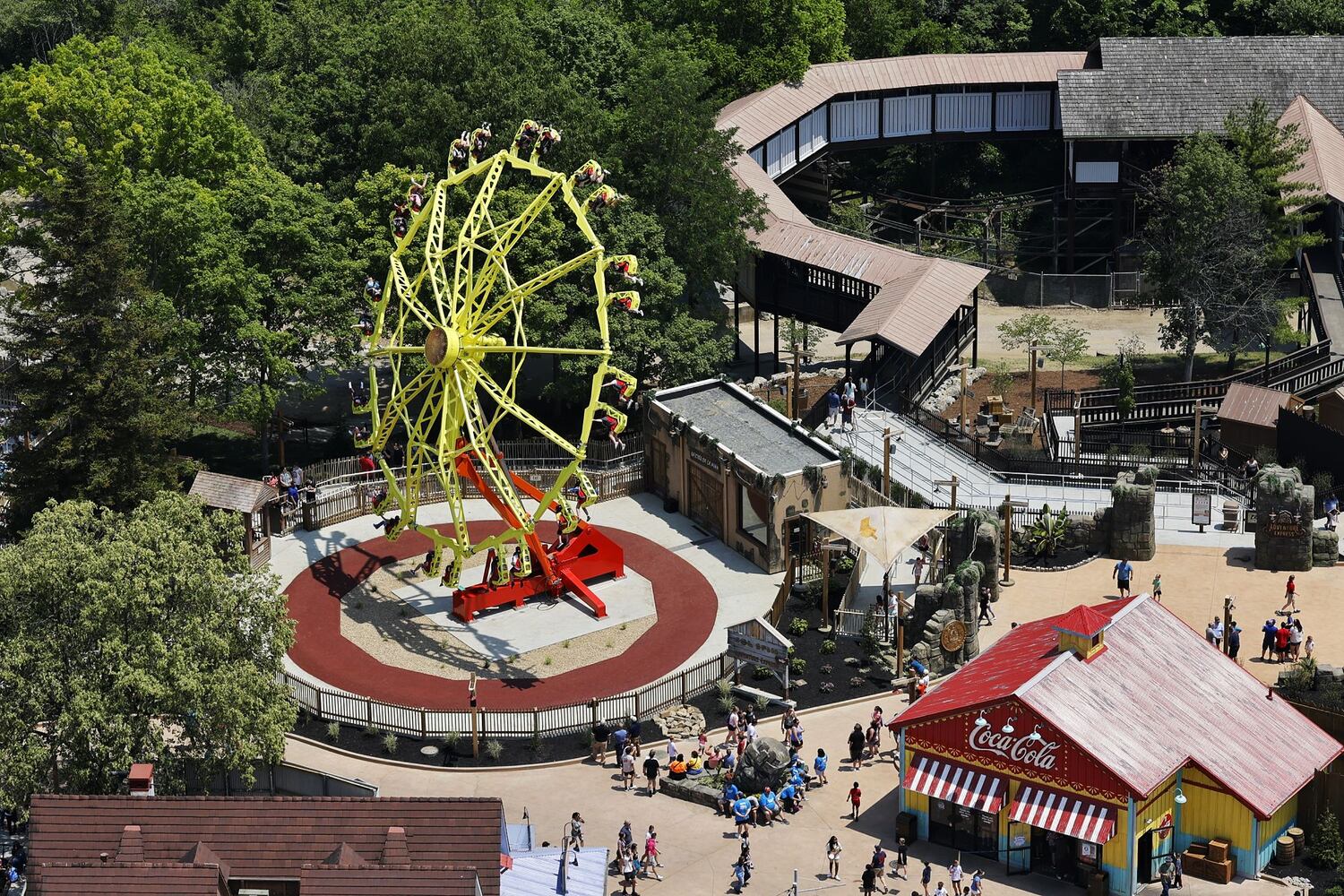 060923 Kings Island Adventure Port