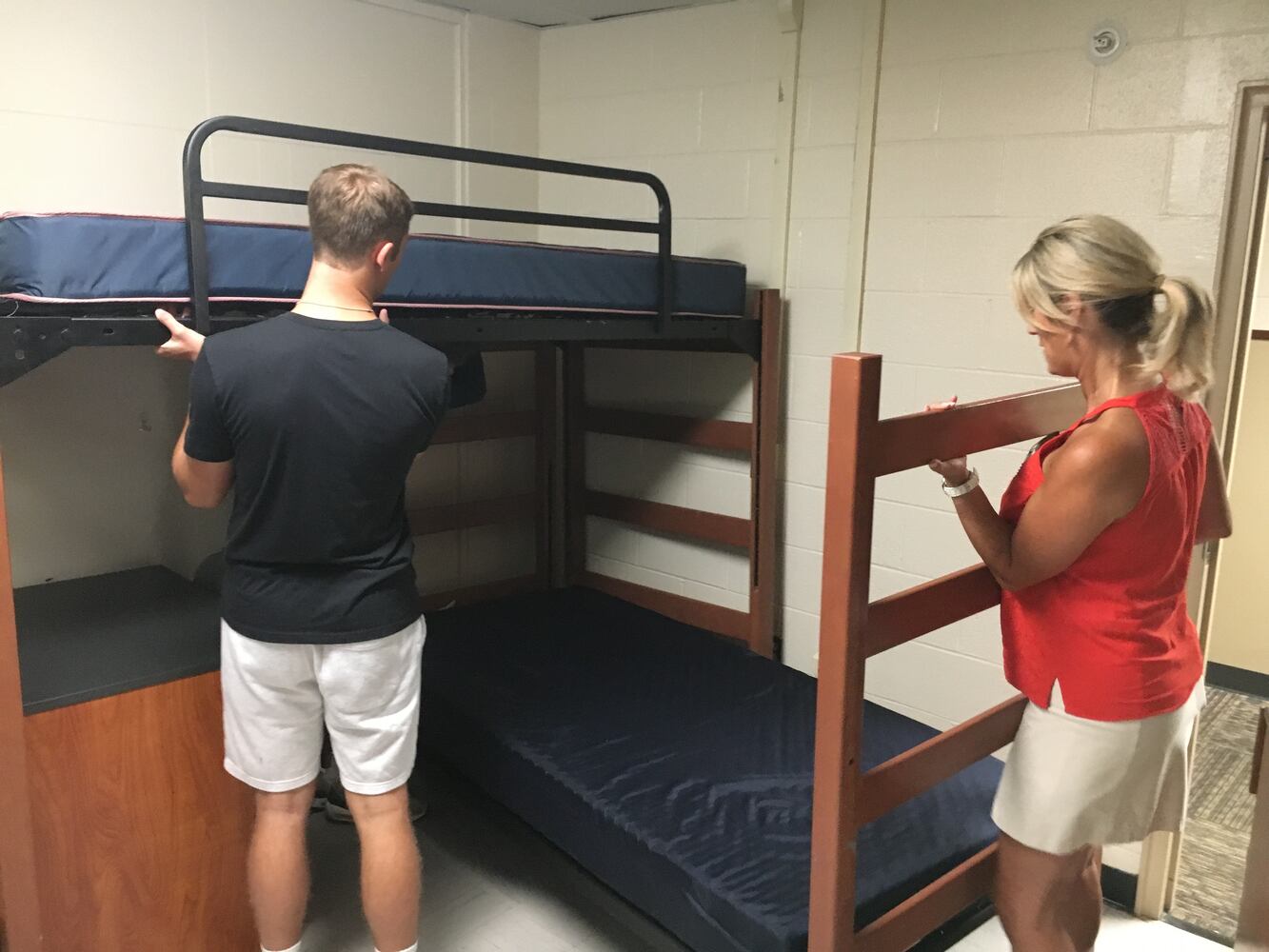 PHOTOS: More than 2K freshmen arrive at UD