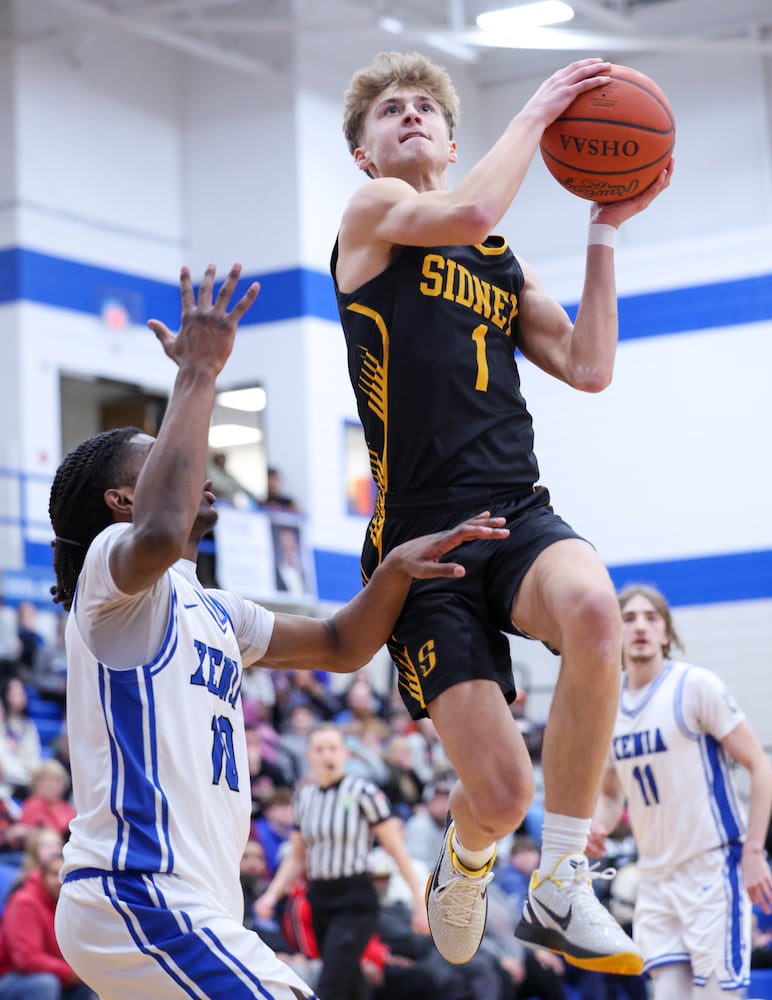 DDN 120425 Sidney Xenia