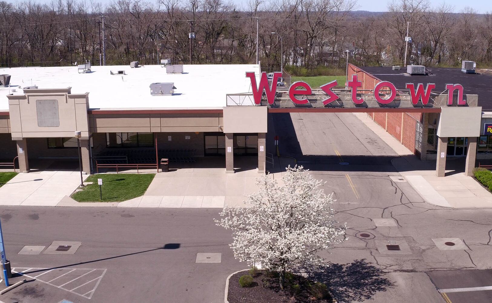Closed grocers left food desert in west Dayton