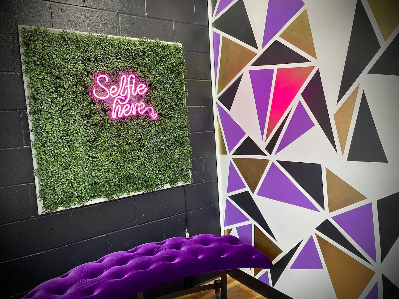 The Purple Pig Cafe