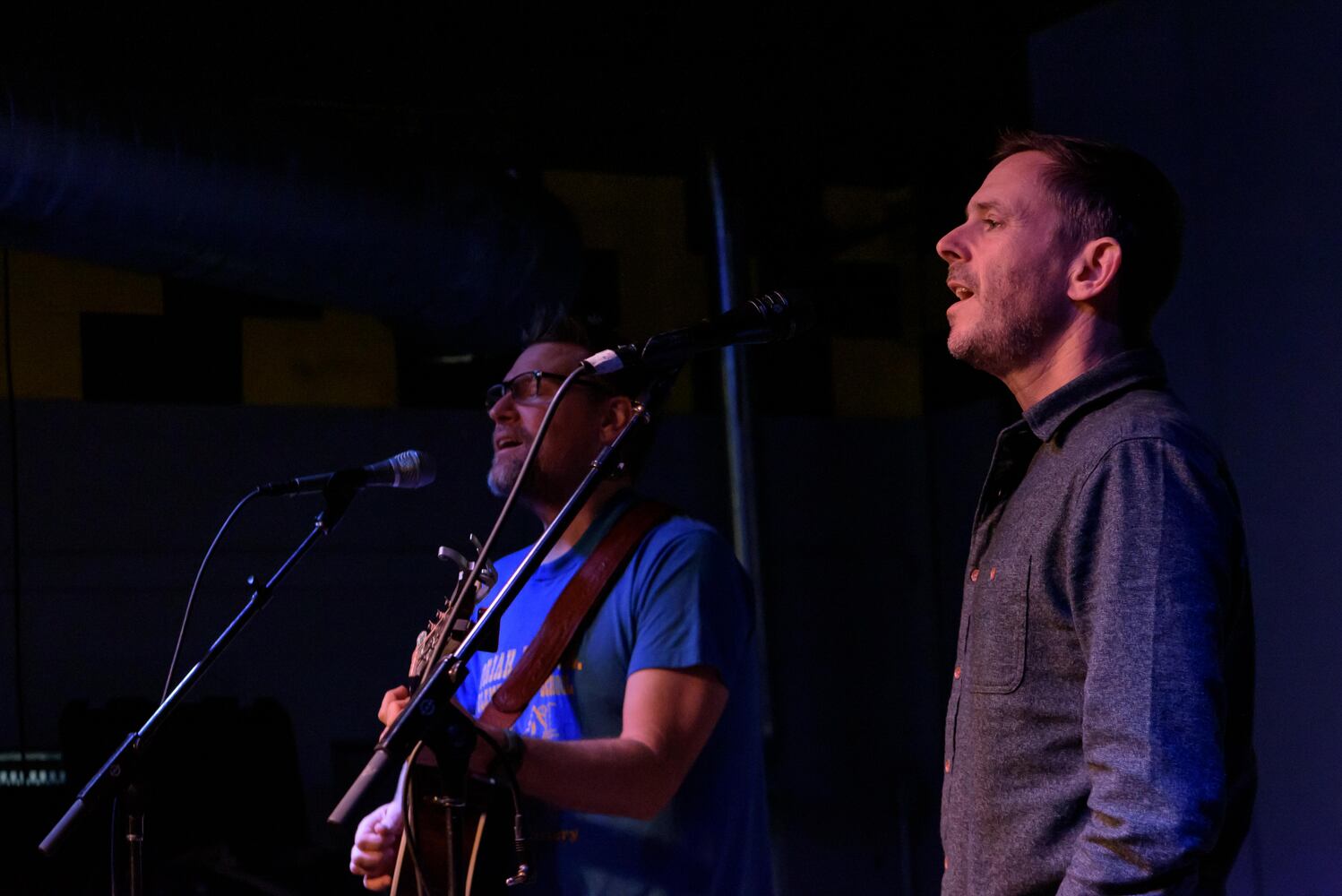 PHOTOS: Toad the Wet Sprocket’s Glen Phillips plays sold-out show at Yellow Cab Tavern
