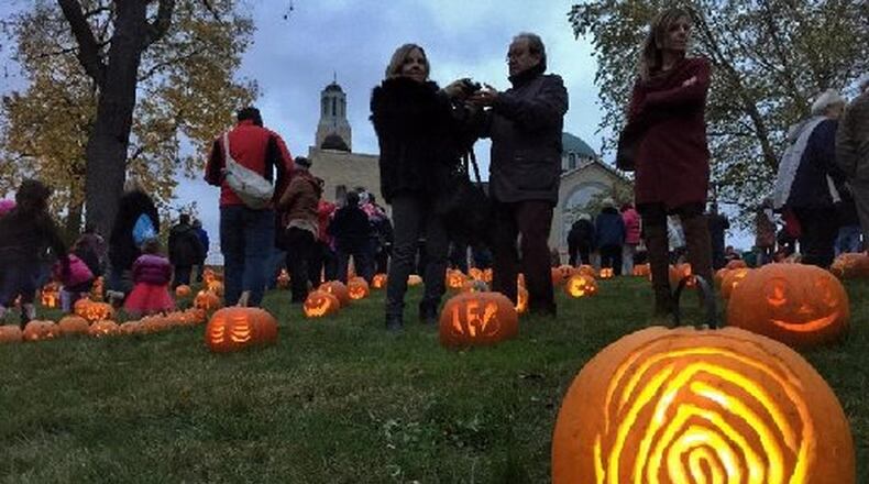 Beggar’s Night in Vandalia might get a special treat if the rain gets too bad. The city’s firefighters will open up a drive-thru Trick or Treat line. FILE