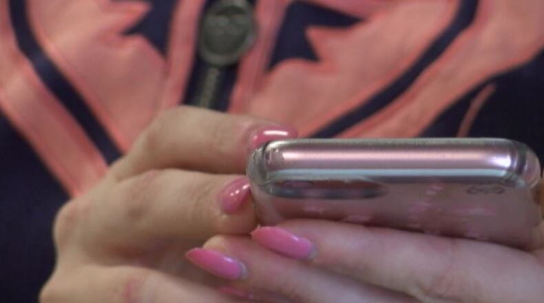 Auto-fill feature on smartphones and computers leaks your credit card information.