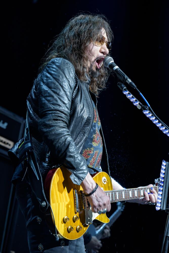 PHOTOS: Alice Cooper & Ace Frehley Live at Rose Music Center!