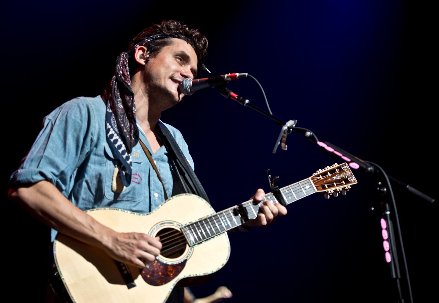 John Mayer, Phillip Phillips thrill Riverbend crowd