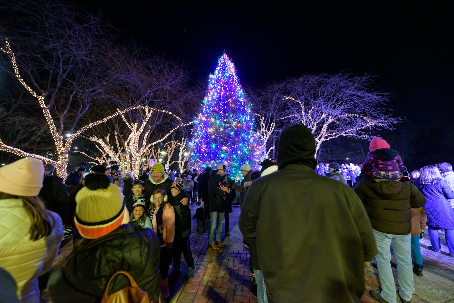 PHOTOS: 2025 Kettering Mayor's Tree Lighting at Lincoln Park Civic Commons