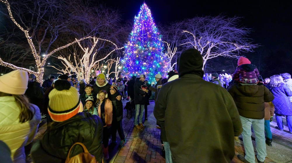 The Kettering Mayor’s Tree Lighting kicked off the city’s holiday season on Friday, Dec. 5, 2025, at Lincoln Park Civic Commons. Activities included Mayor Peggy Lehner’s Christmas tree lighting ceremony, photos with Santa Paws and Santa & Mrs. Claus, caroling by the Kettering Children’s Choir, horse-drawn carriage rides plus cookies and cocoa. TOM GILLIAM / CONTRIBUTING PHOTOGRAPHER