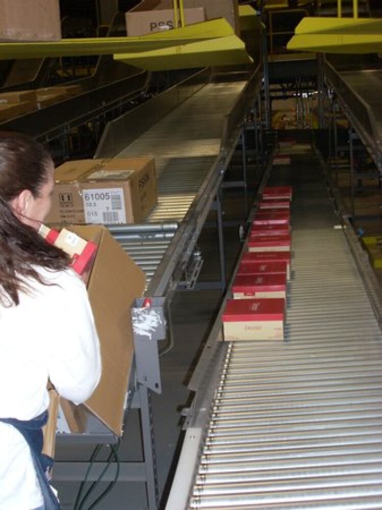 Distribution center opens