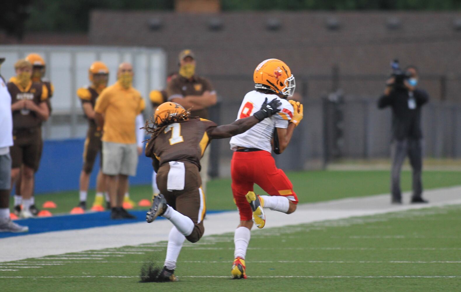 Photos: Alter vs. Fenwick