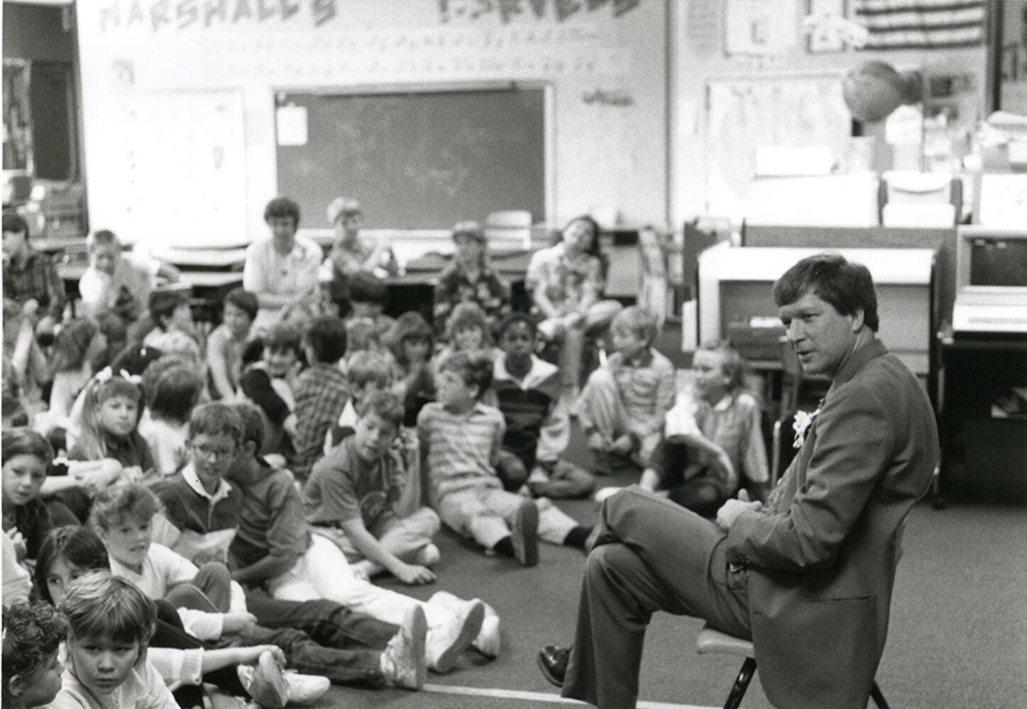 Ohio Gov. John Kasich has met many important political figures and world leaders throughout his life. Take a look at some memorable moments in his career.