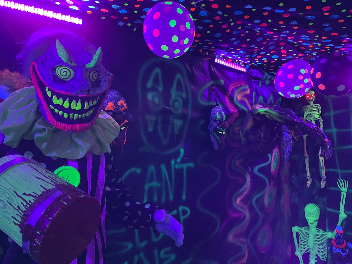 Laffin’ Lizzy’s Haunted Funhouse