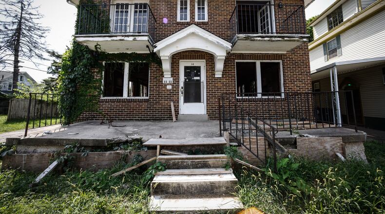 Police are investigating after a body was found in the 100 block on Maylan Drive around early Tuesday, Aug. 2, 2022. JIM NOELKER/STAFF