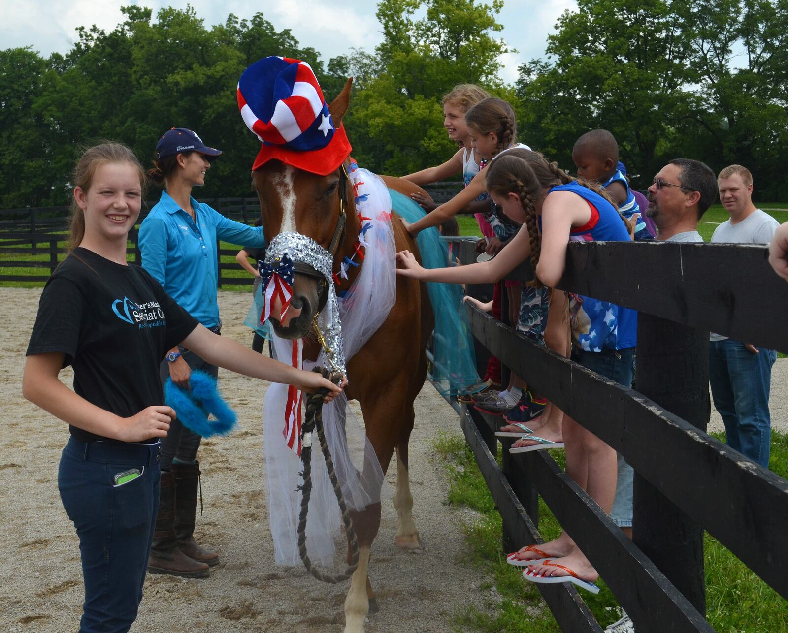 At the Maker's Mark Secretariat Center, tours are hands-on as guests see how Thoroughbreds are given an opportunity for next careers and adoption. (Maker's Mark Secretariat Center)