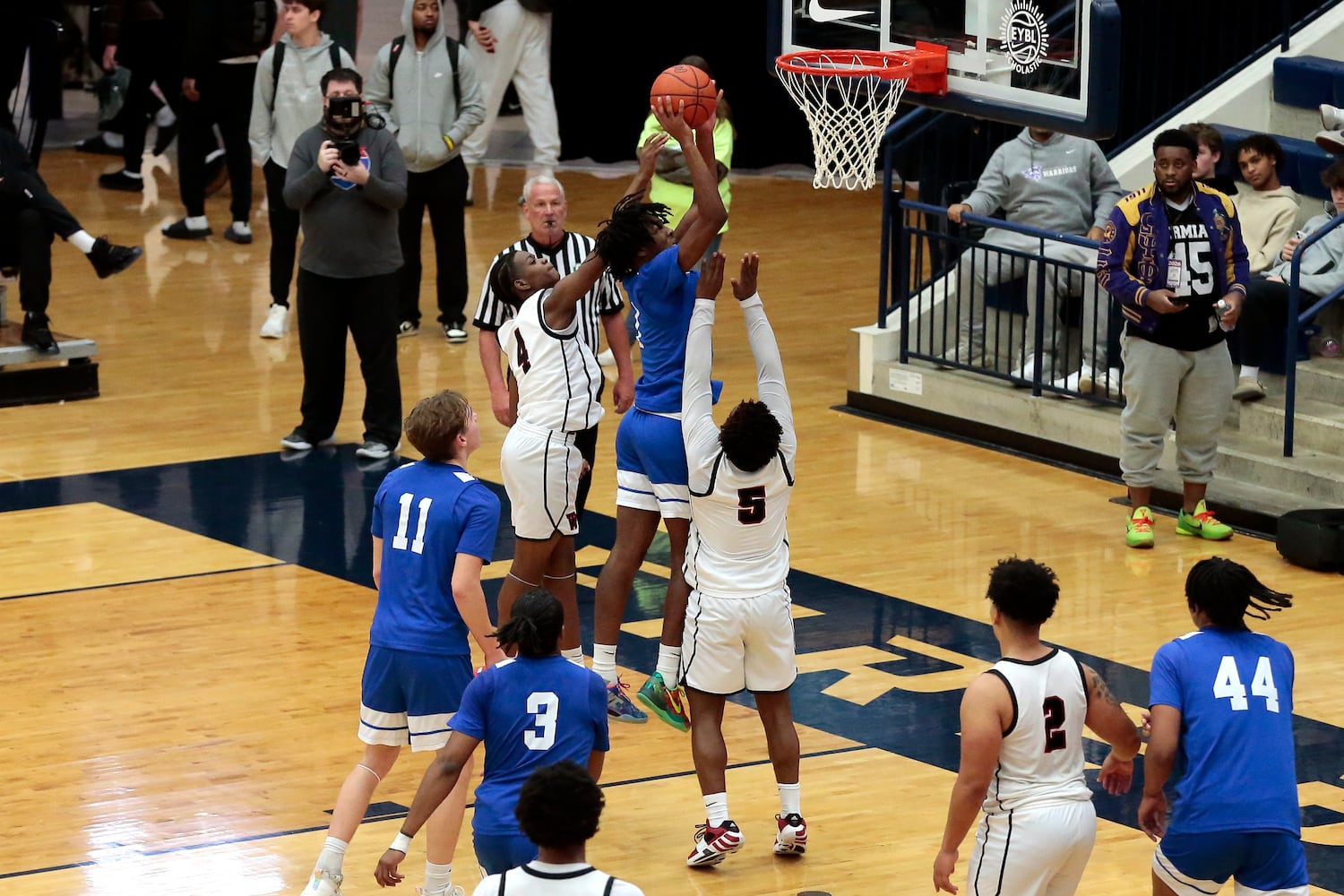 Wayne Wyoming basketball FTTH