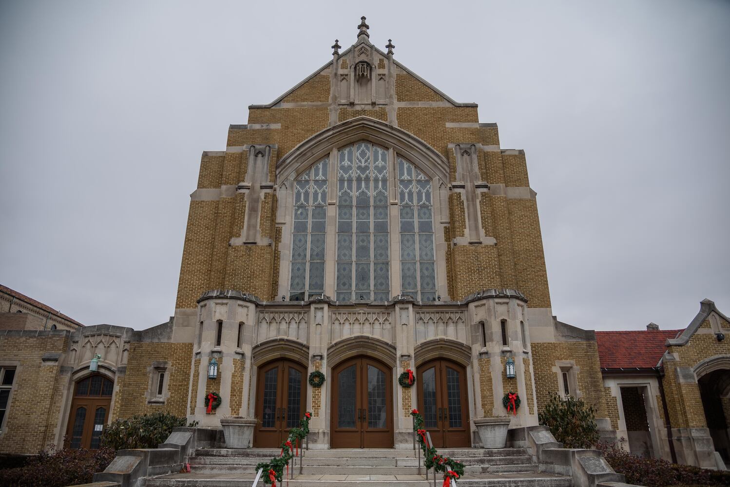 PHOTOS: See Dayton’s First Baptist Church decked out for Christmas