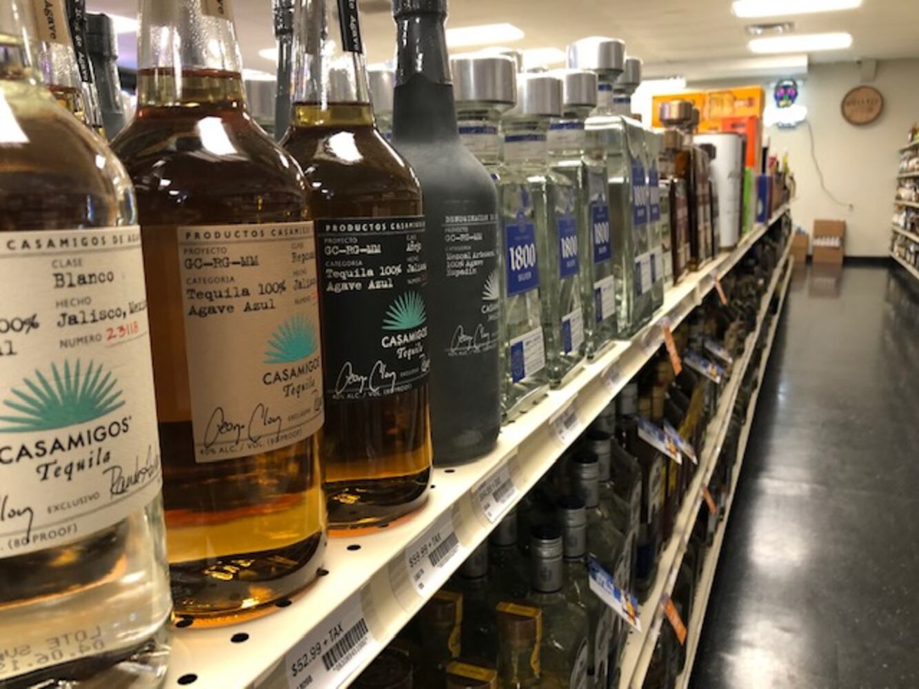 Bourbon lovers turn out in droves in Kettering for ‘Oopsie’ bourbon with a bargain price