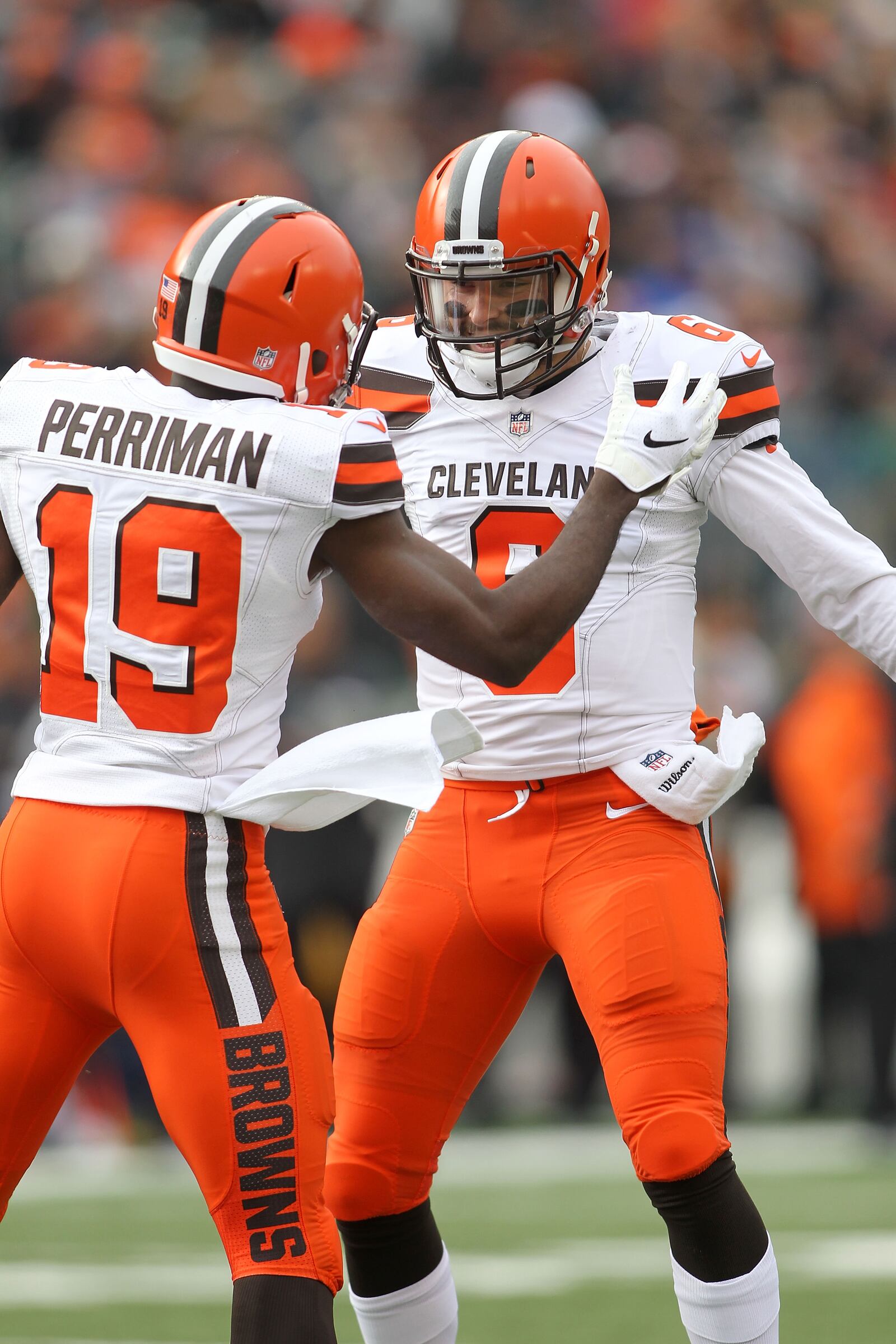 CINCINNATI, OH - NOVEMBER 25:  Baker Mayfield #6 of the Cleveland Browns and Breshad Perriman #19 celebrate a touchdown during the first quarter of the game against the Cincinnati Bengals at Paul Brown Stadium on November 25, 2018 in Cincinnati, Ohio. (Photo by John Grieshop/Getty Images)