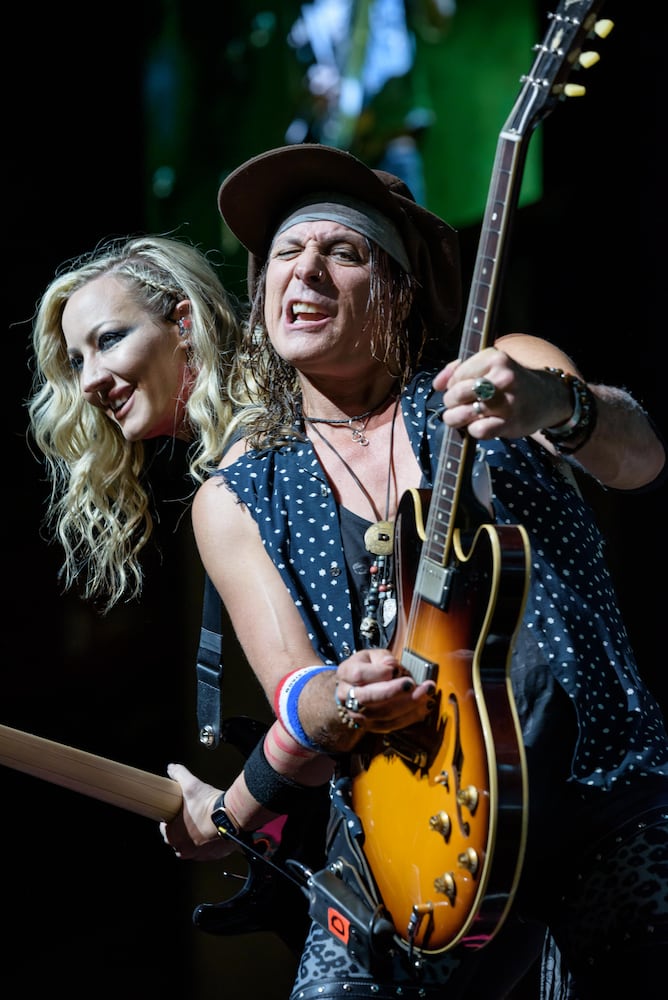 PHOTOS: Alice Cooper & Ace Frehley Live at Rose Music Center!