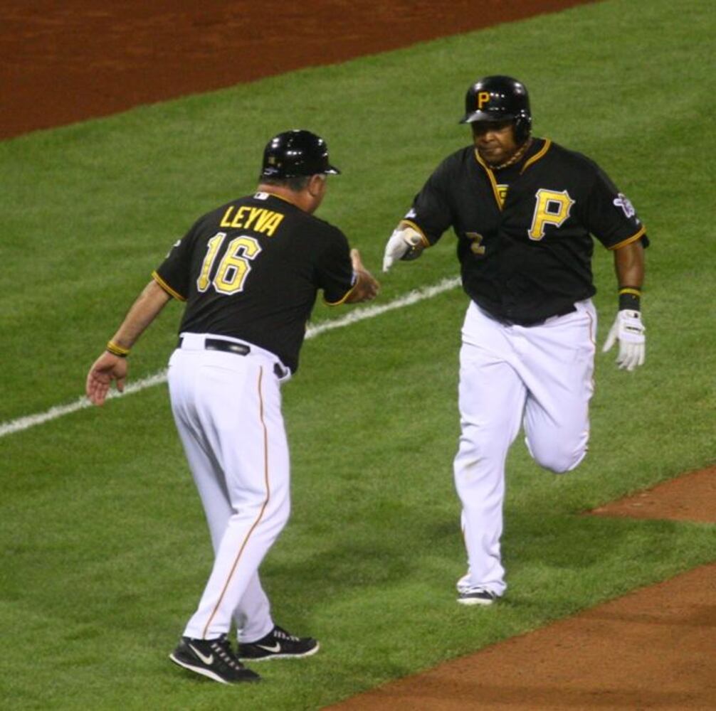 Wild card game: Reds at Pirates