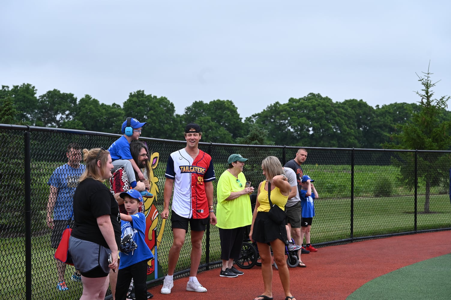 Savannah Bananas make a surprise visit to Nuxhall Miracle League in Fairfield