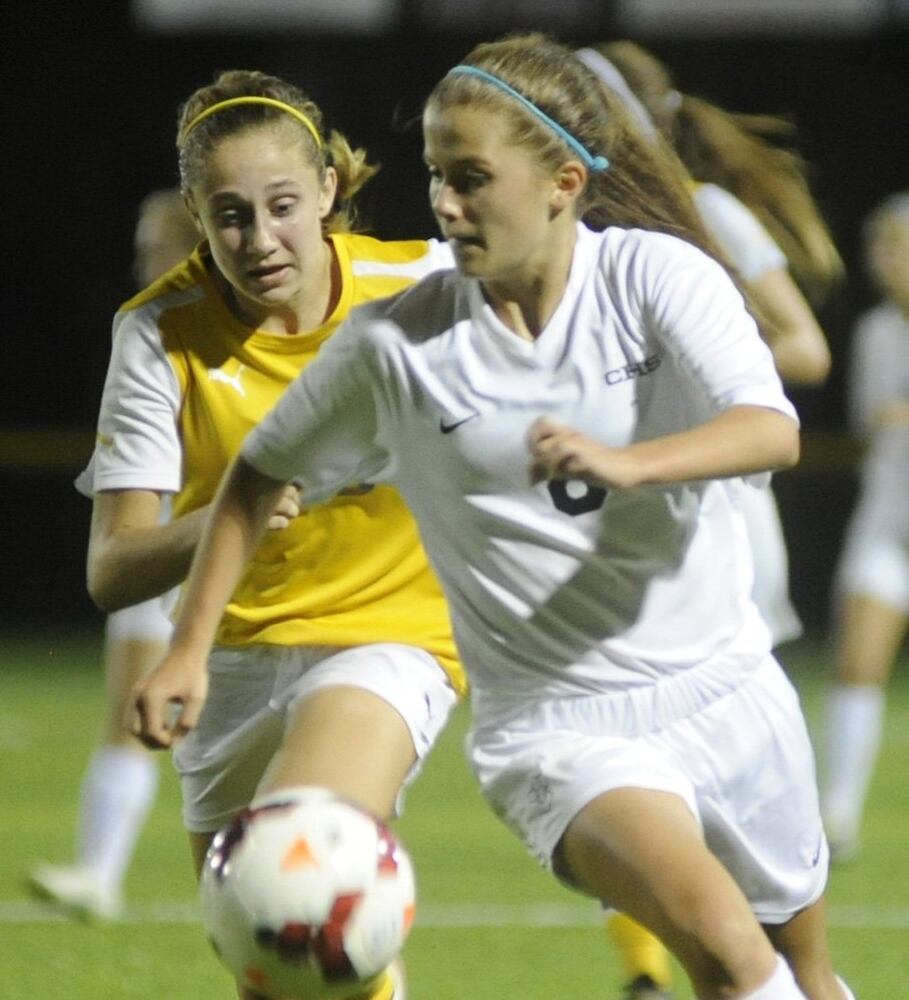 Centerville tied up in new surface debut