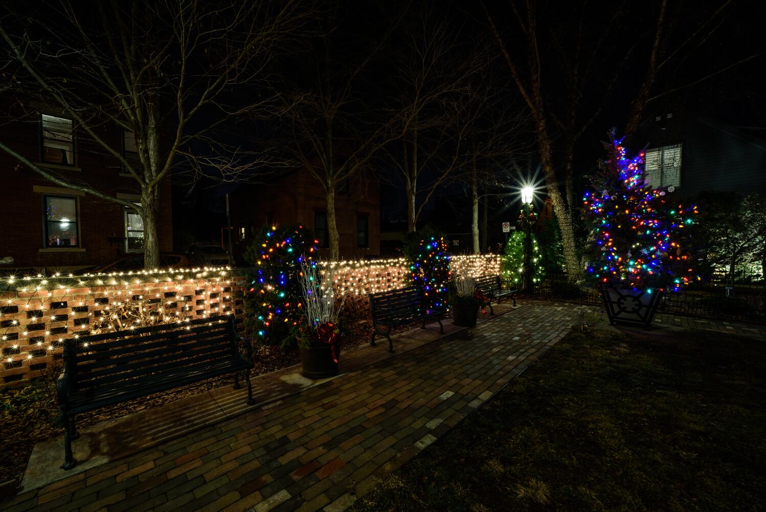 PHOTOS: Take a look at Columbus’ historic German Village all decked out for the holidays