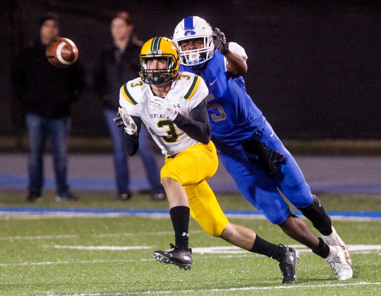 Hamilton Big Blue football beats Sycamore 14-7