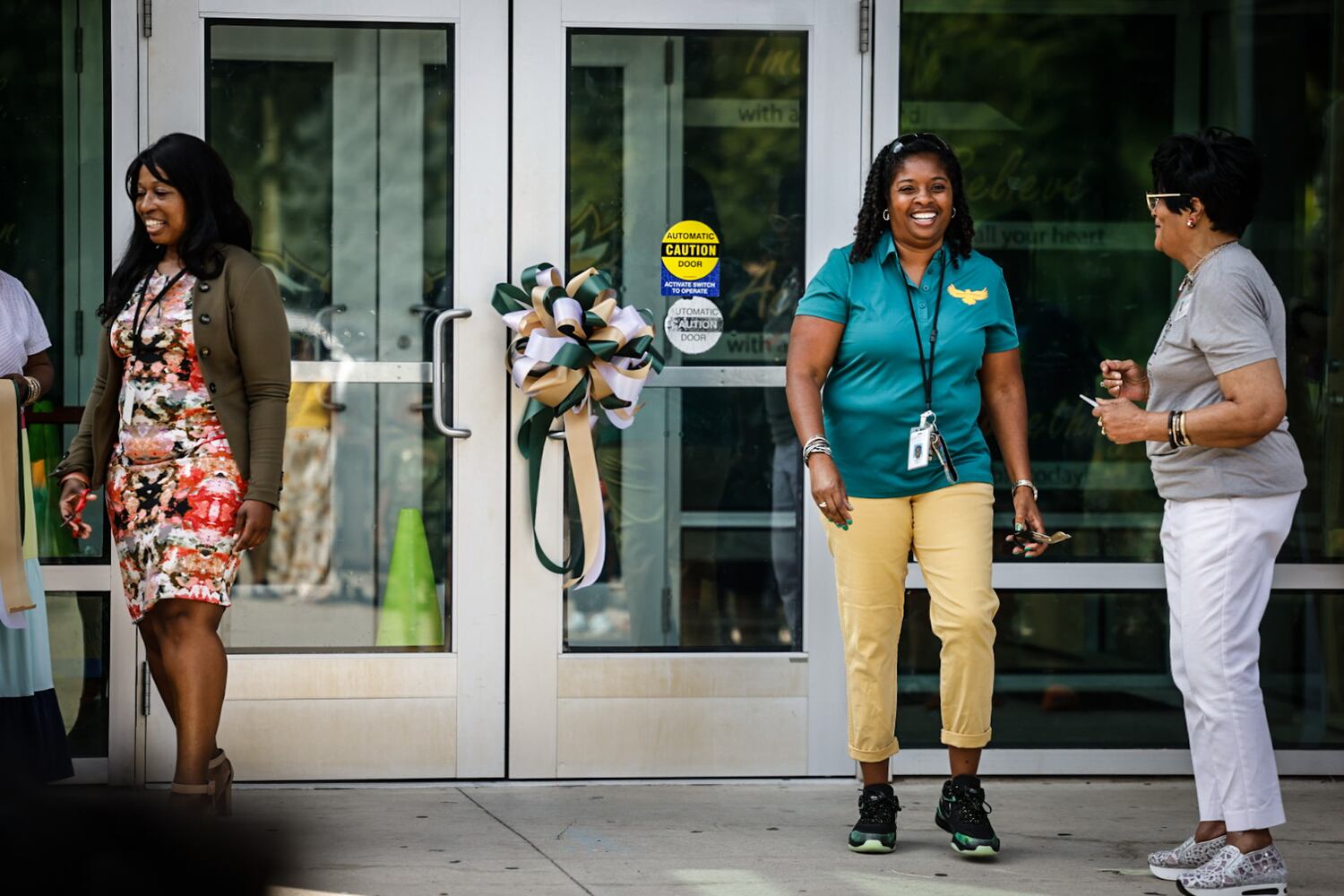 DPS Westwood kids get backpacks